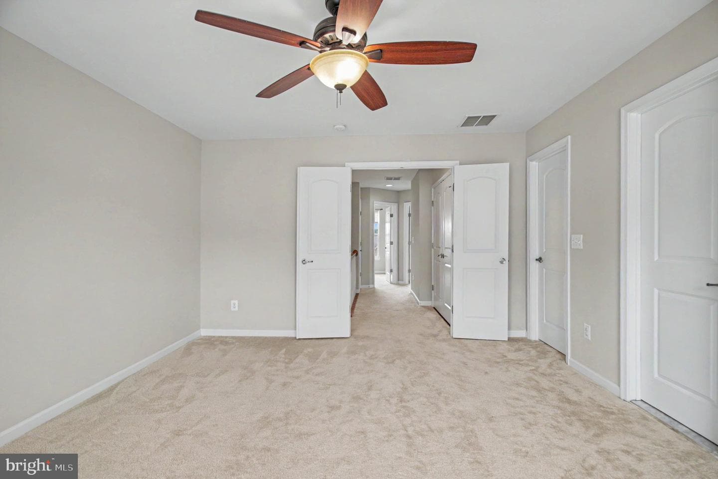 43920 Avenza Terrace photo 15