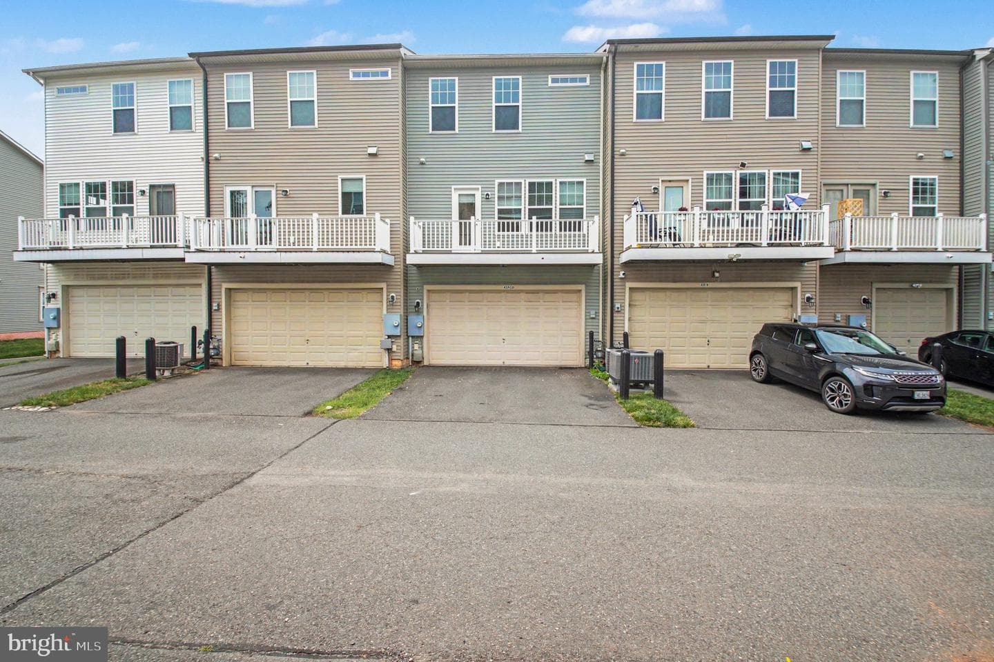 43920 Avenza Terrace photo 25