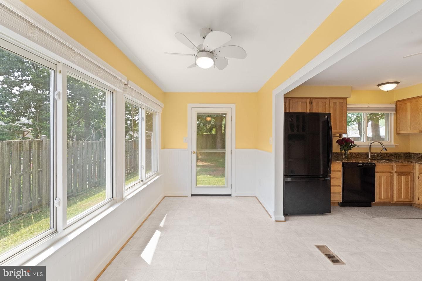 131 Evergreen Street photo 15