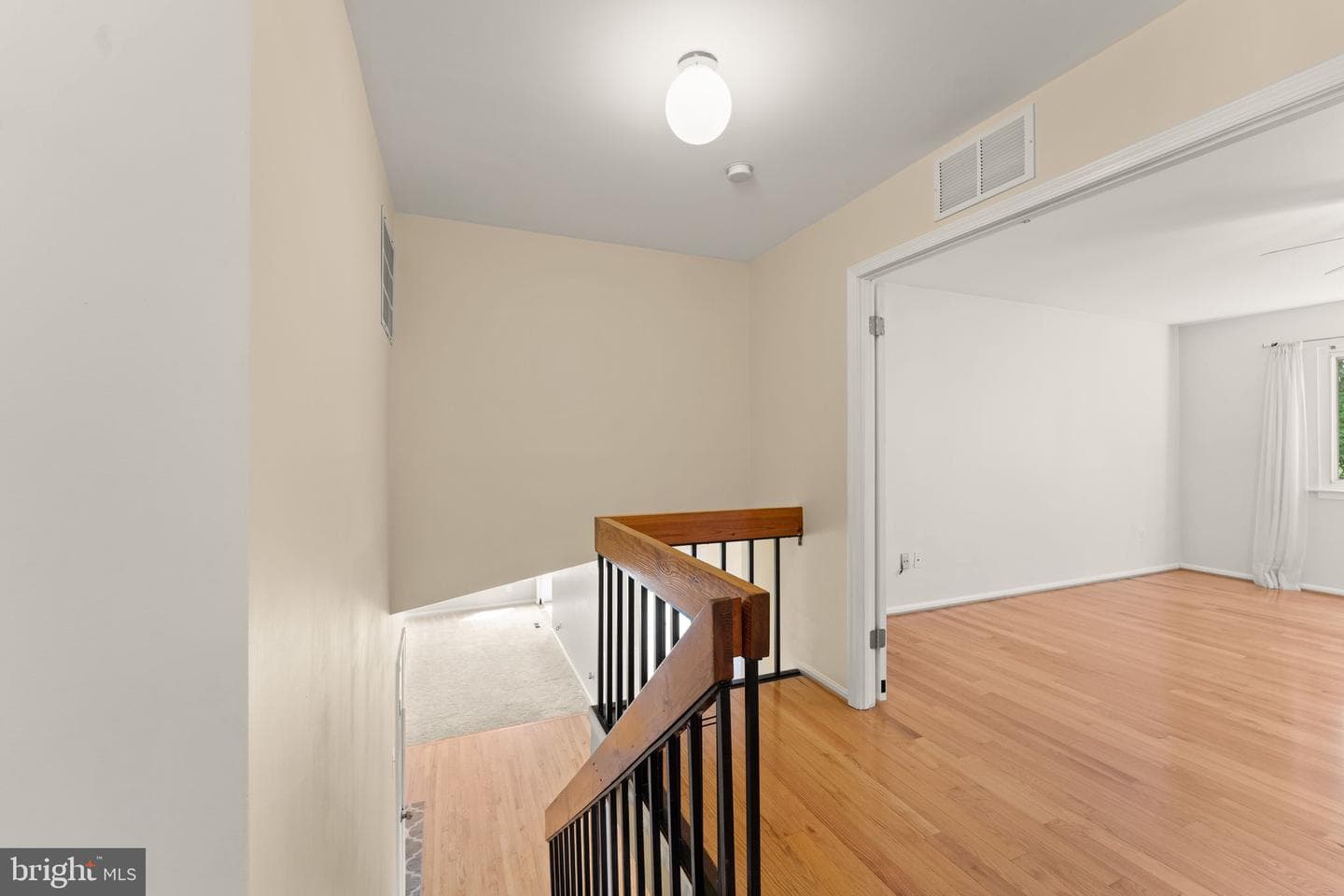 131 Evergreen Street photo 27