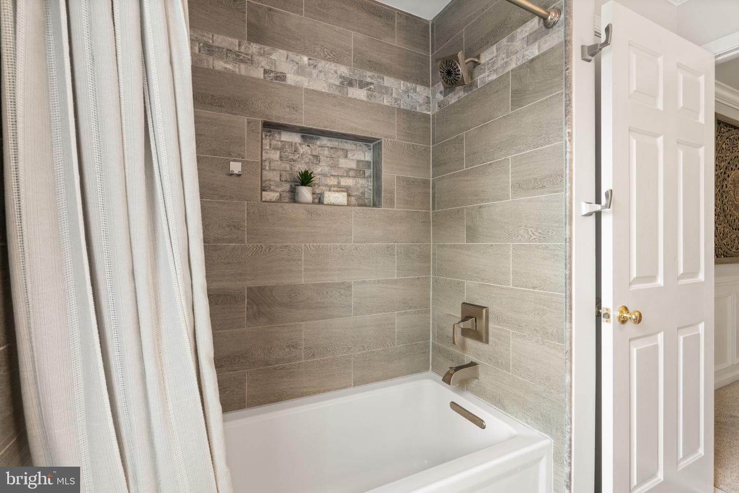 42702 Middle Ridge Place photo 41