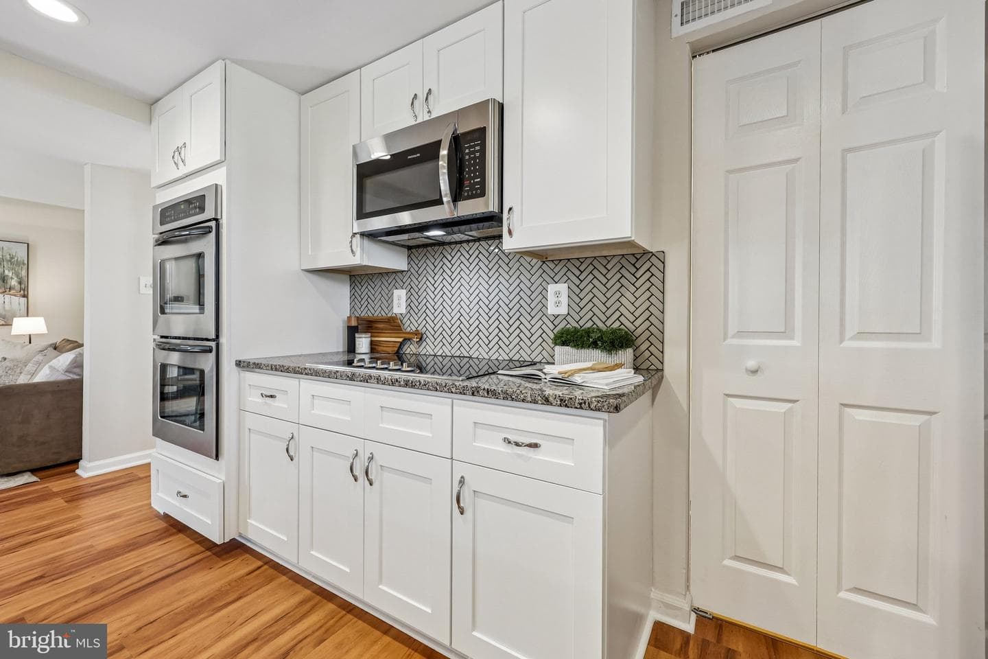 2 Beecher Place photo 11