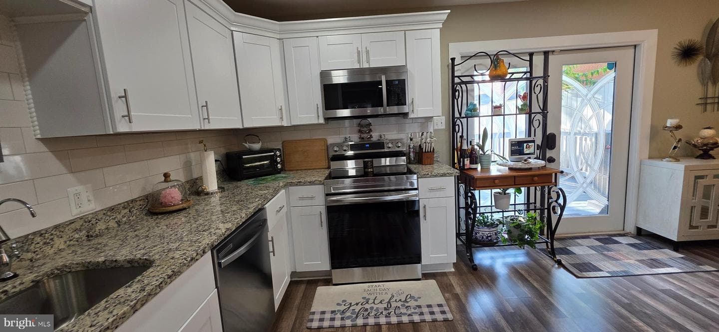 507 Crestwood Street SW photo 8
