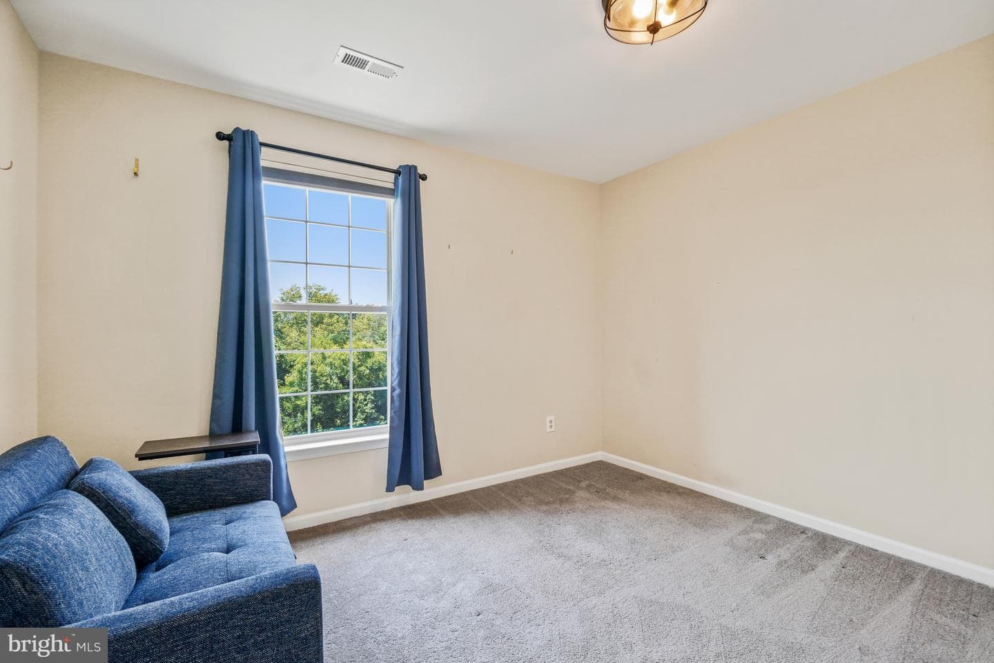 801 Santmyer Drive SE photo 32
