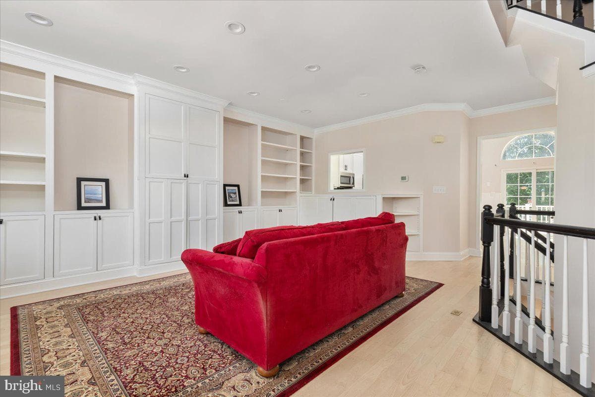 21665 Kings Crossing Terrace photo 4