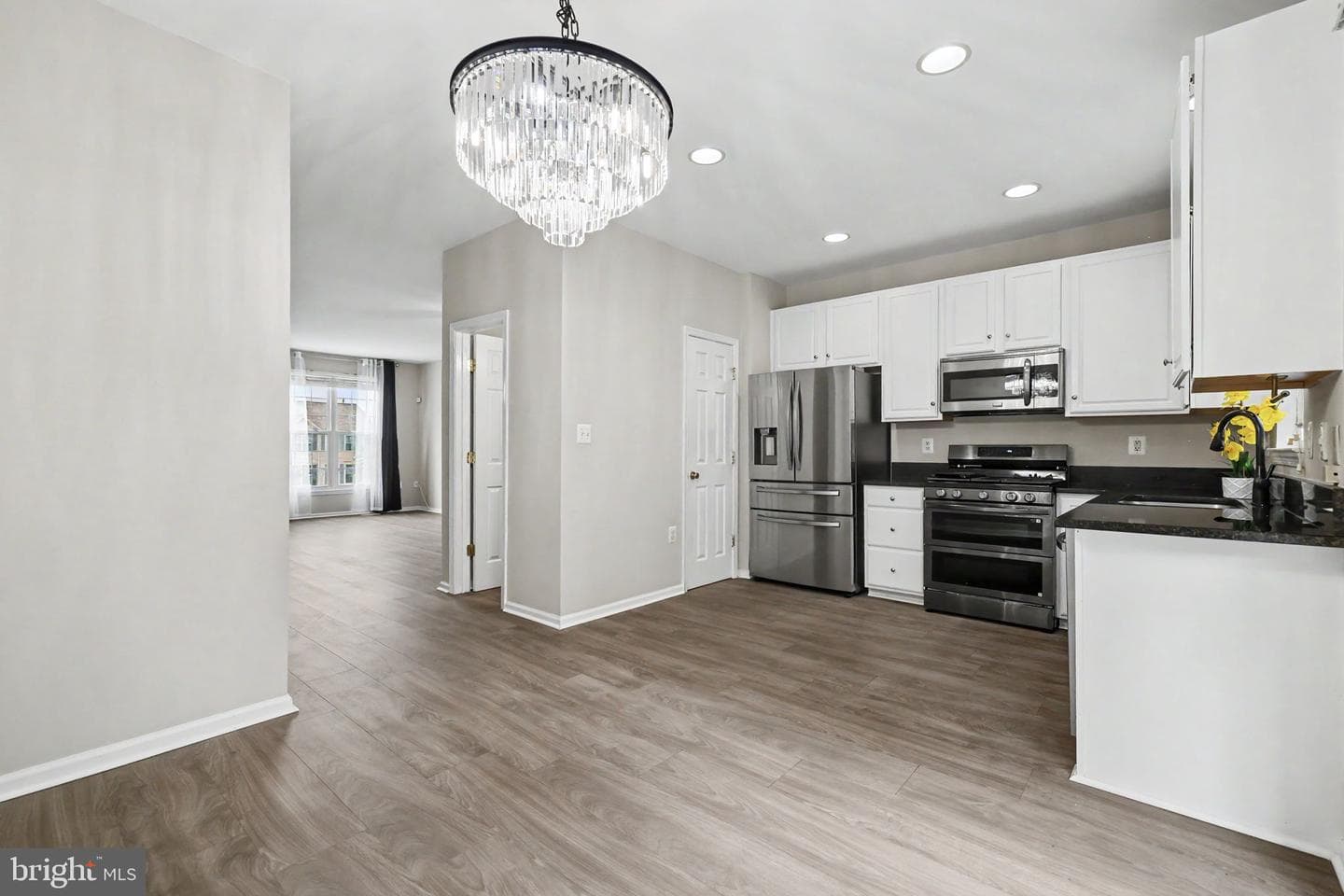 453 Pearlbush Square NE photo 14