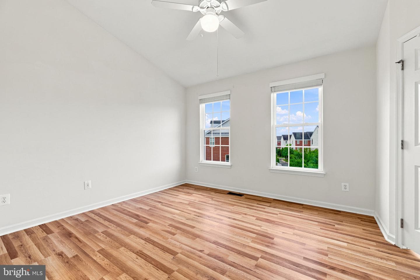 25156 Monteith Terrace photo 52
