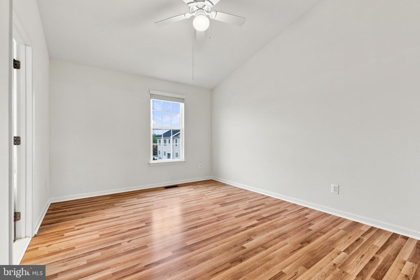 25156 Monteith Terrace photo 60