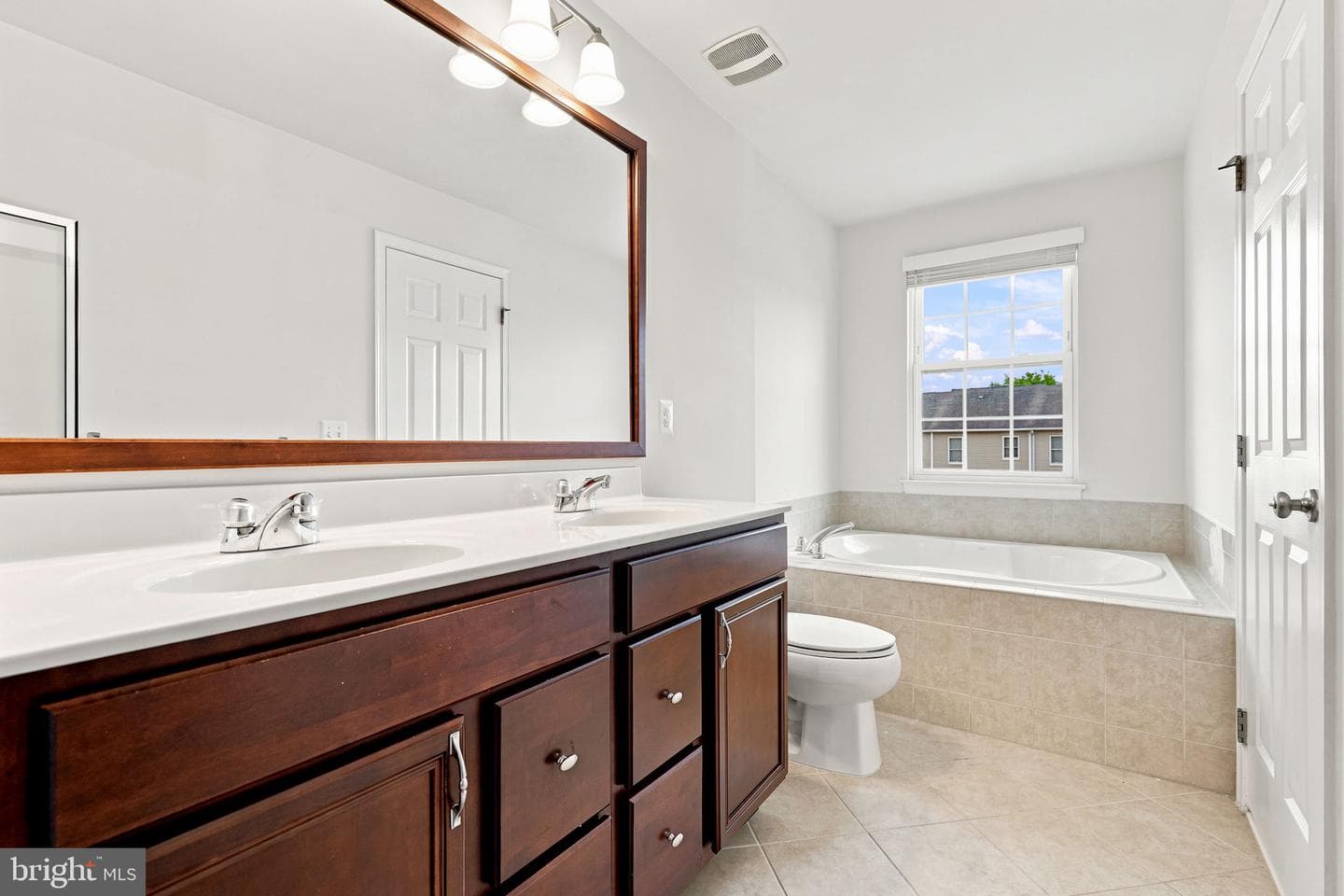 25156 Monteith Terrace photo 65