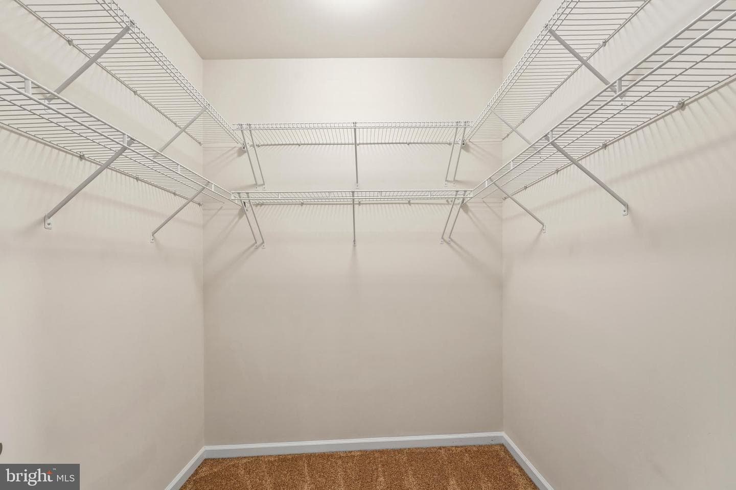 20837 Houseman Terrace photo 13