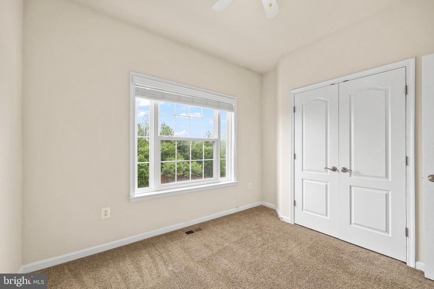 20837 Houseman Terrace photo 17