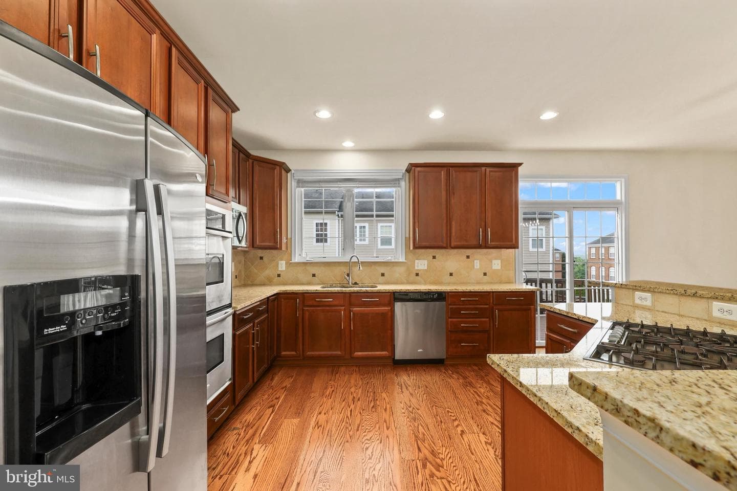 20837 Houseman Terrace photo 5