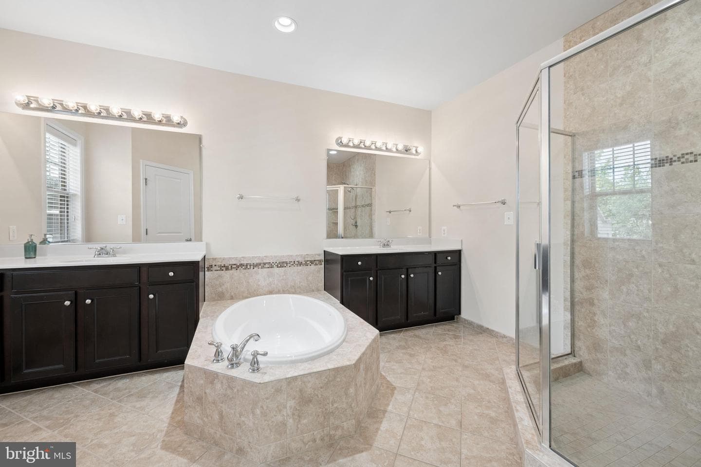 42534 Dreamweaver Drive photo 42