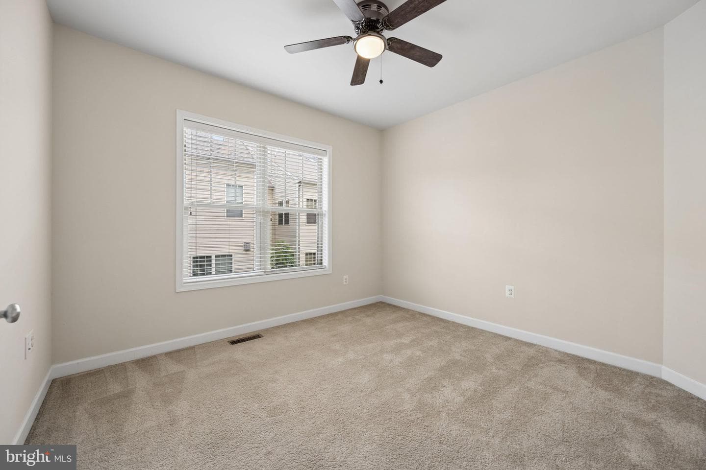 42534 Dreamweaver Drive photo 49