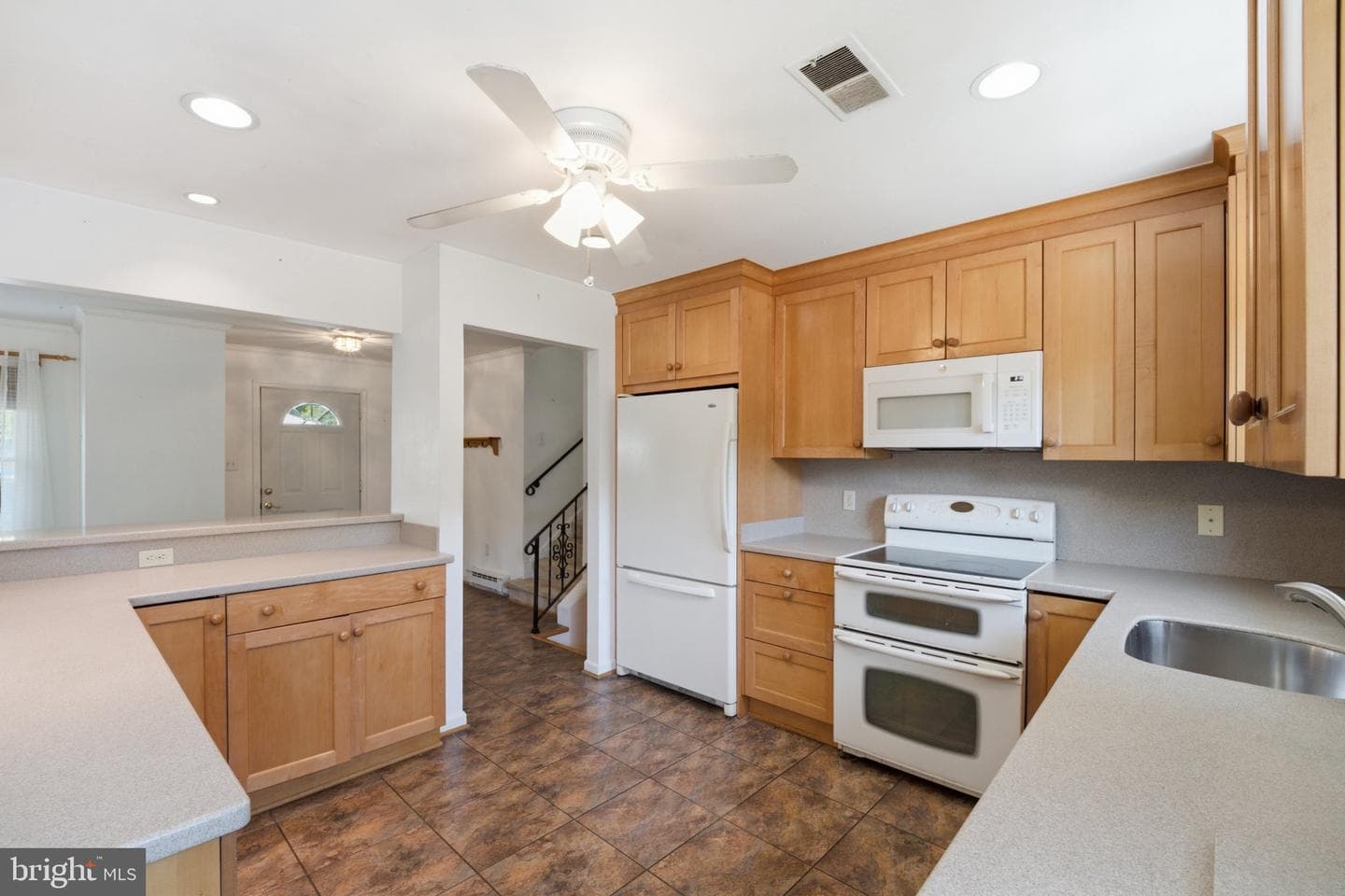 1206 E Iberia Road photo 12