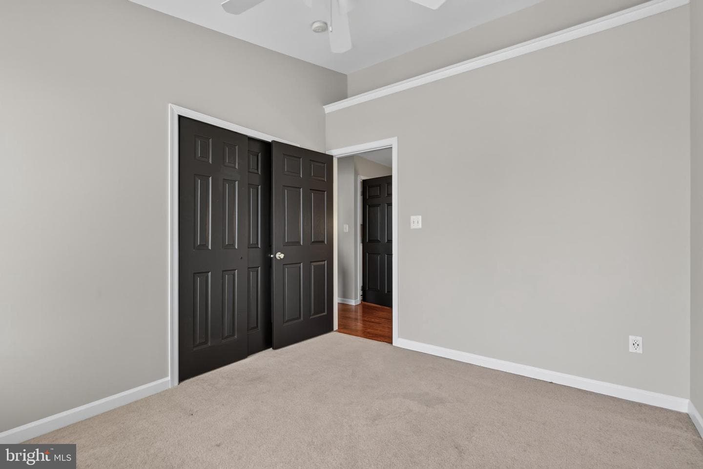 22540 Airmont Woods Terrace photo 33
