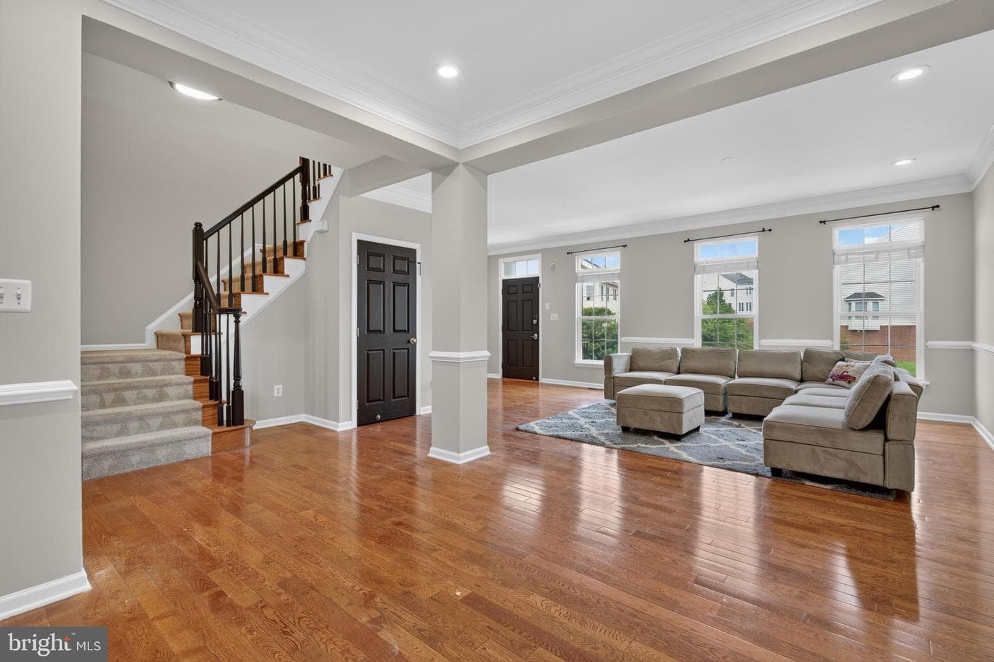 22540 Airmont Woods Terrace photo 8