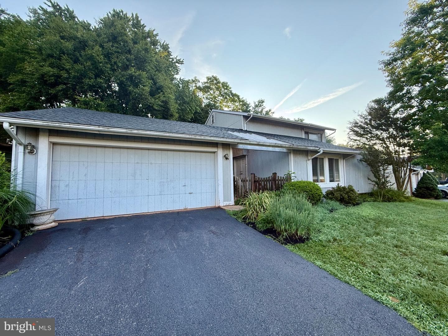 110 Victoria Place photo 1