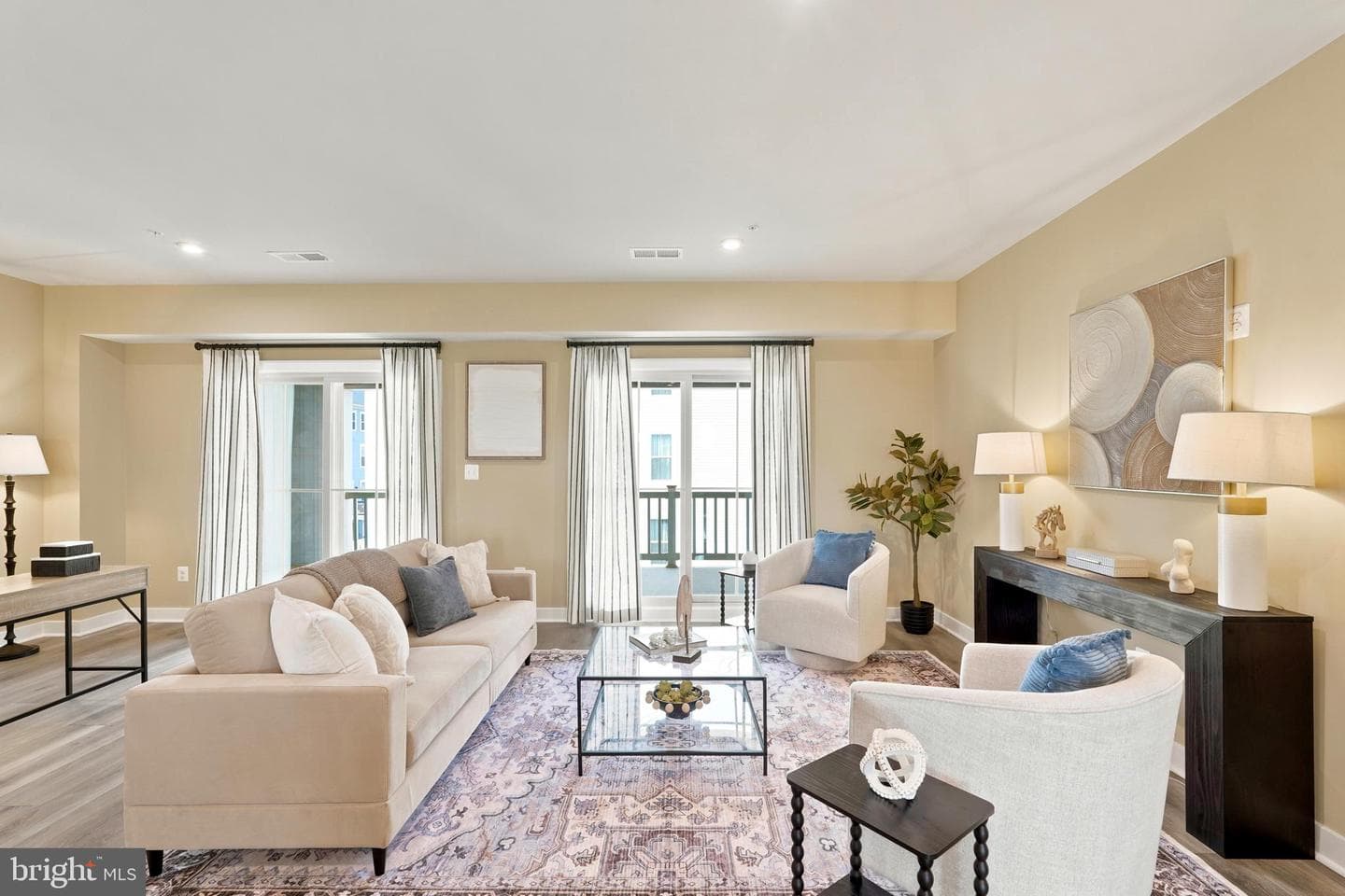 24274 Thurso Square photo 30
