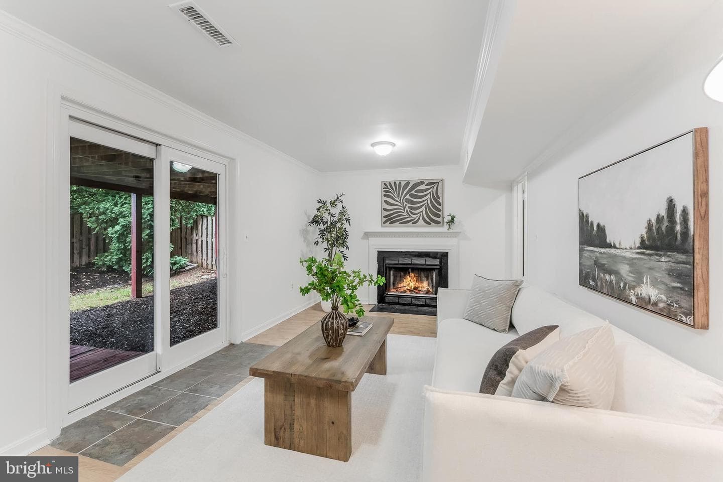 143 Sulgrave Court photo 41