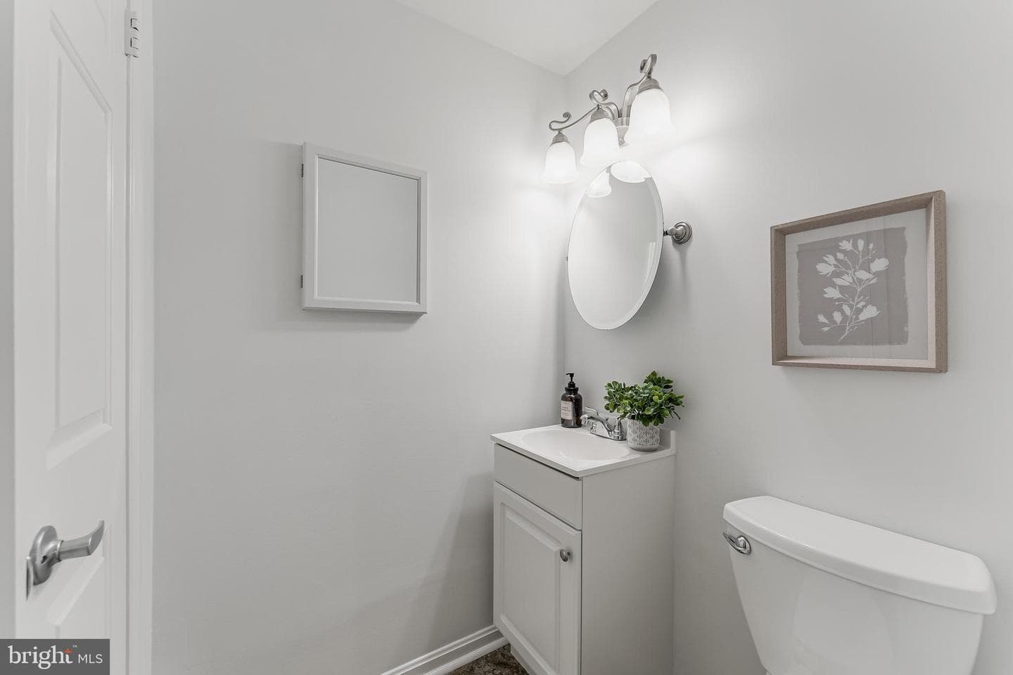 143 Sulgrave Court photo 48