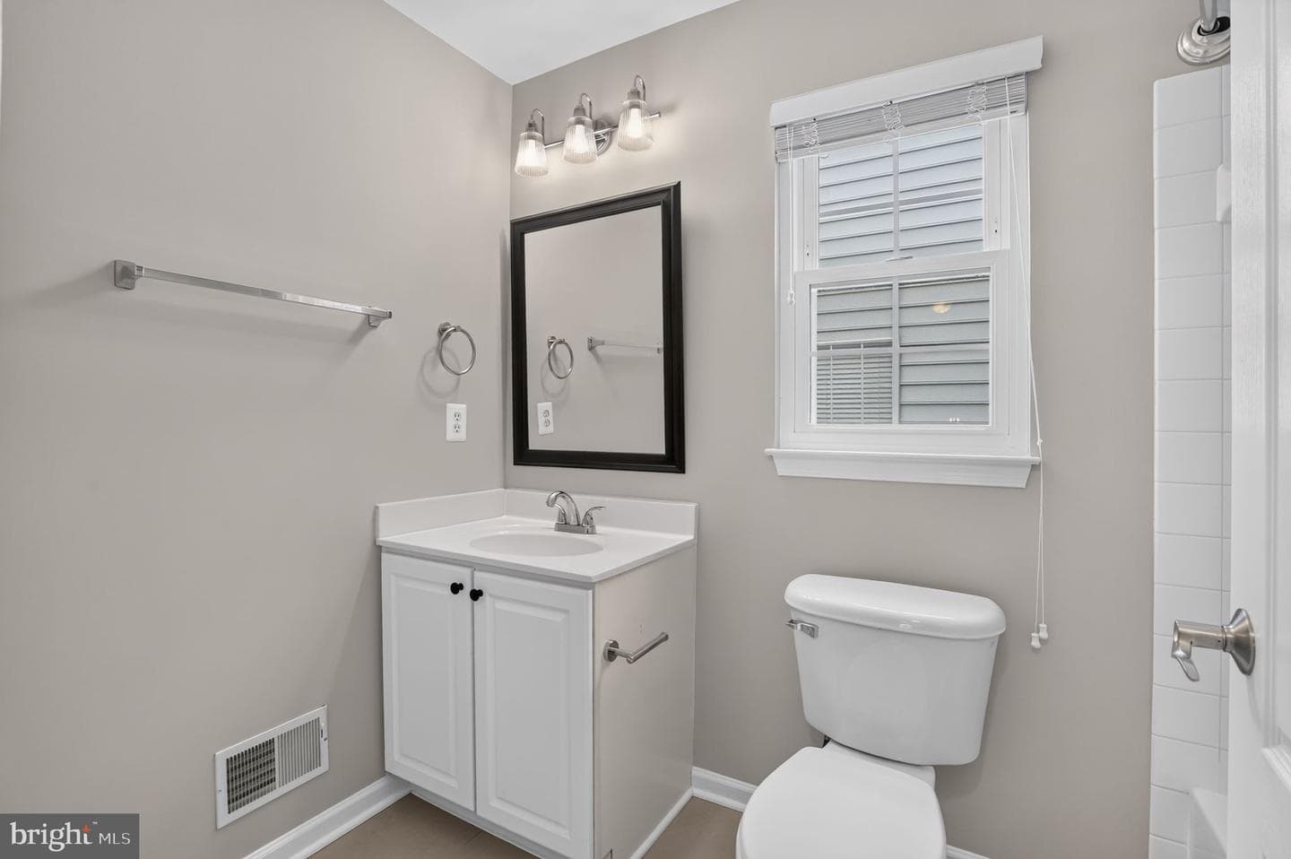 42771 Freedom Street photo 33