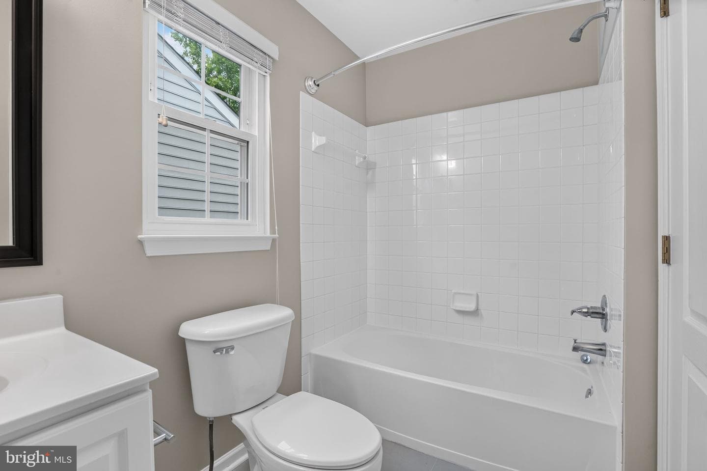 42771 Freedom Street photo 34