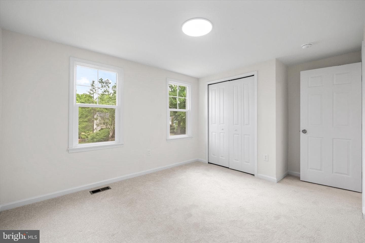 1216 Bradfield Drive SW photo 31