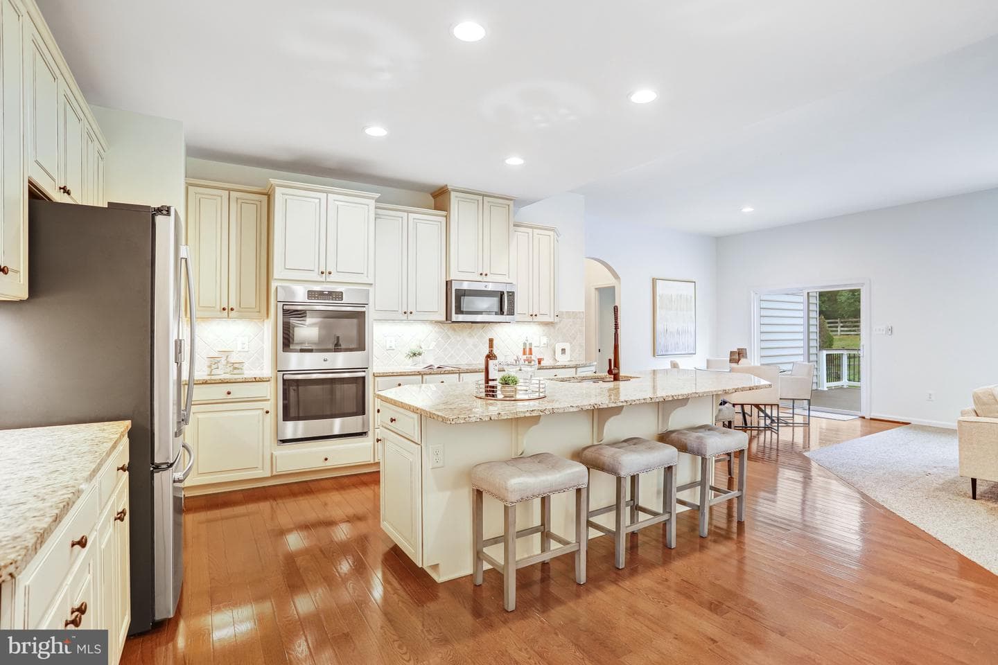 26798 Barnsley Place photo 25