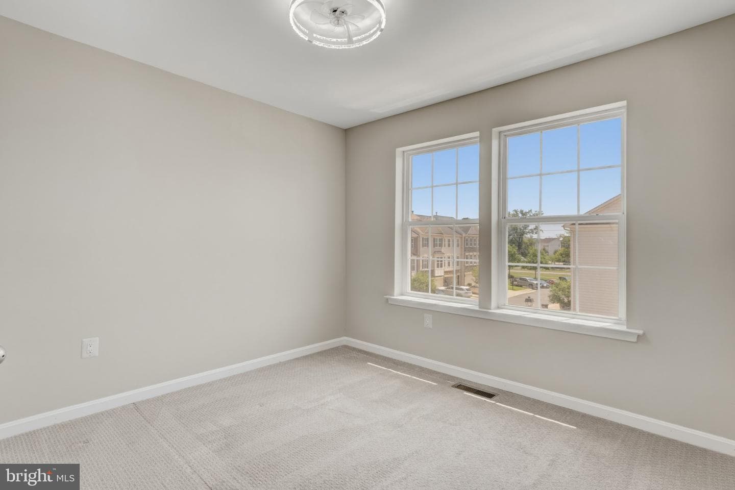 24837 Mason Terrace photo 27