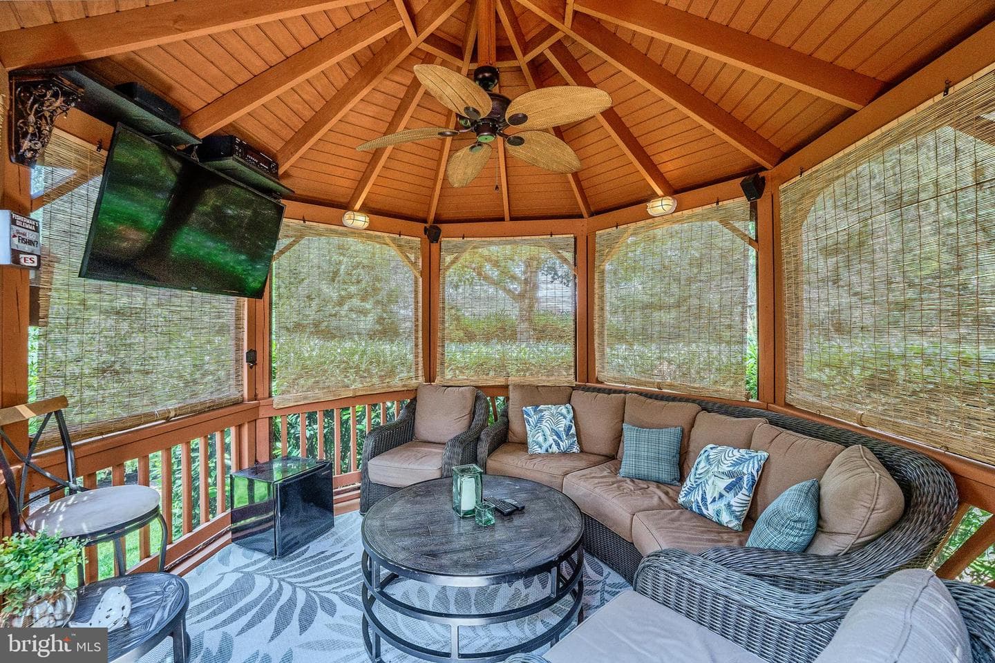 44120 Merrywood Court photo 43