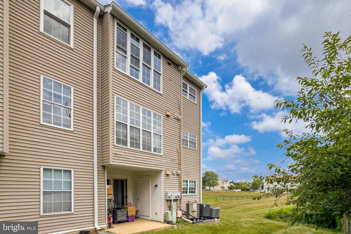 128 Fort Evans Road SE #c photo 32