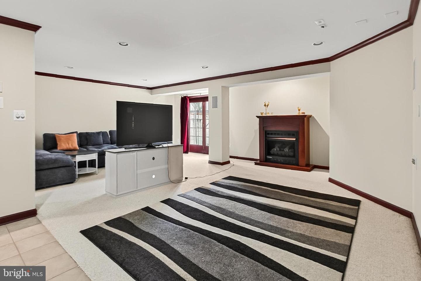 42655 Harris Street photo 45