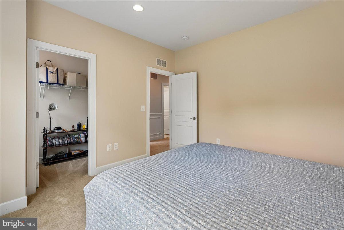 16119 Turning Leaf Lane photo 31