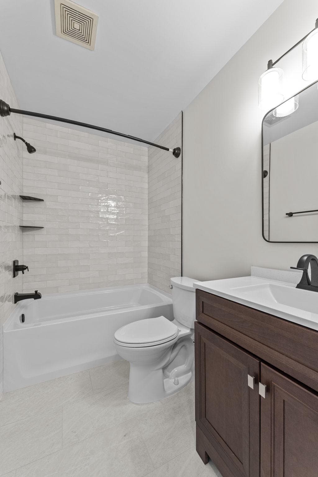 36983 Philomont Road photo 47
