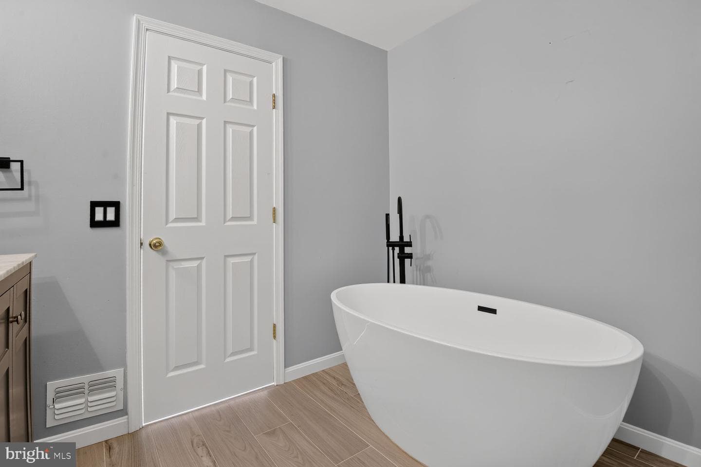 47720 Sandbank Square photo 16