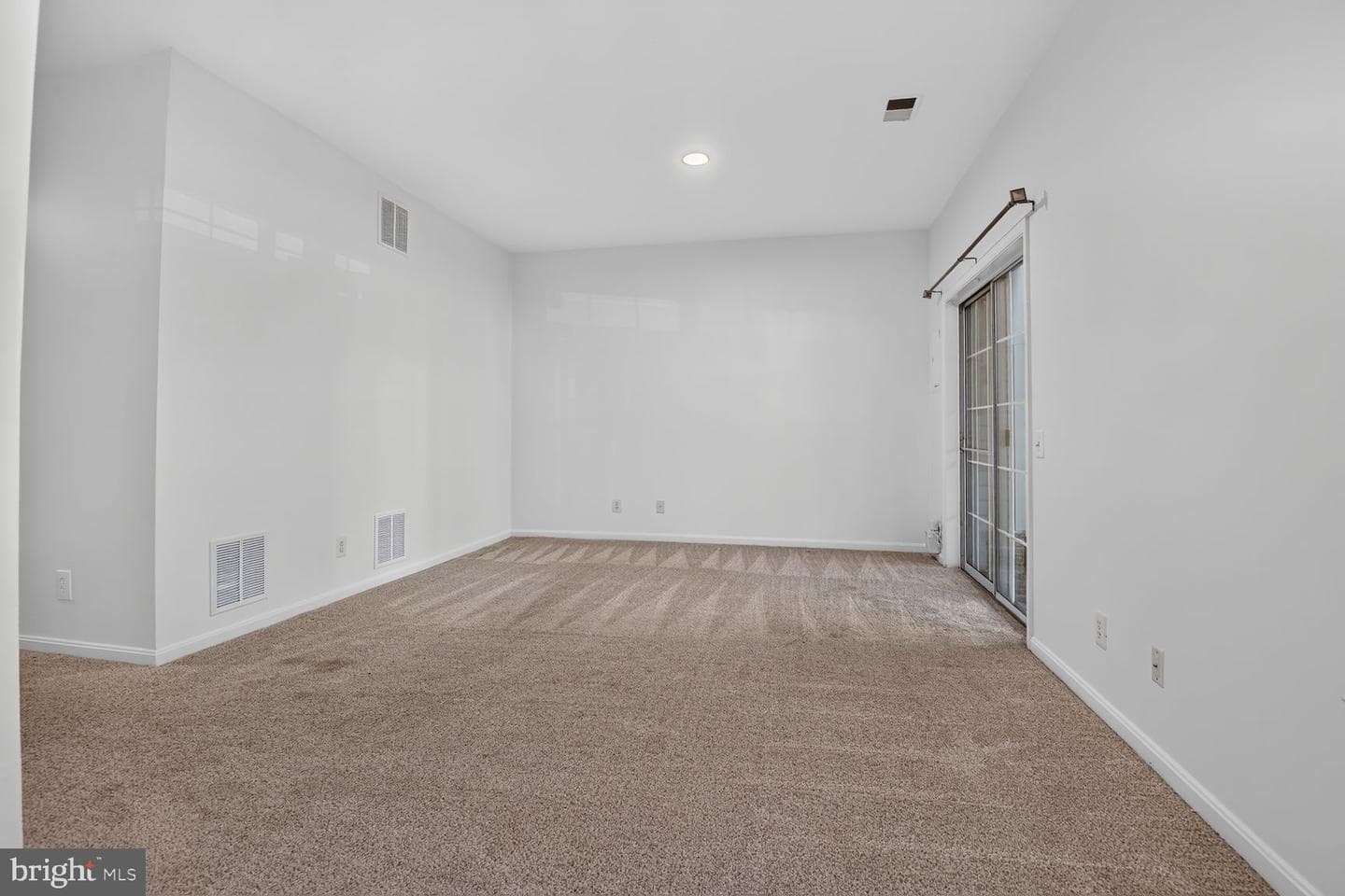 47720 Sandbank Square photo 21