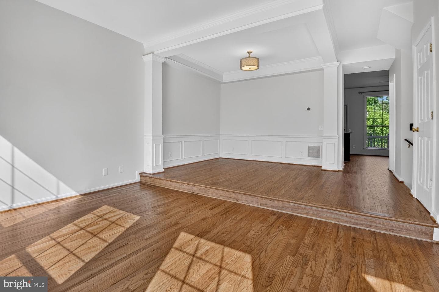 47720 Sandbank Square photo 3