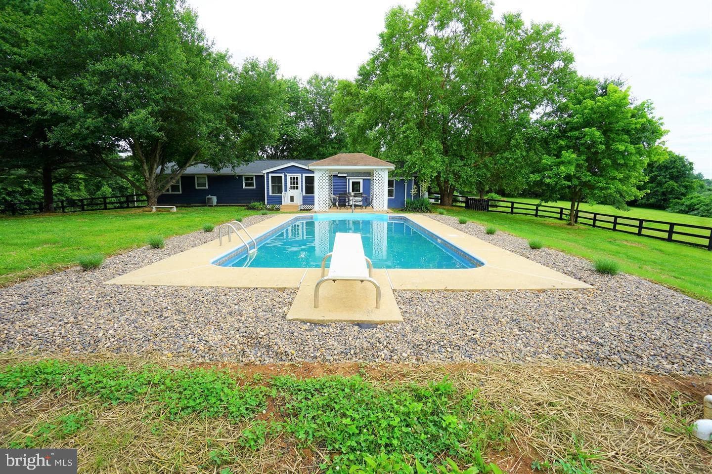 16119 Hampton Road photo 28