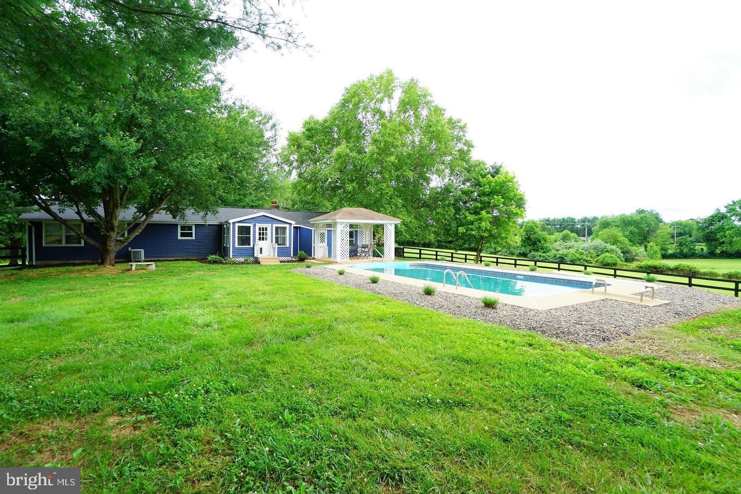 16119 Hampton Road photo 30