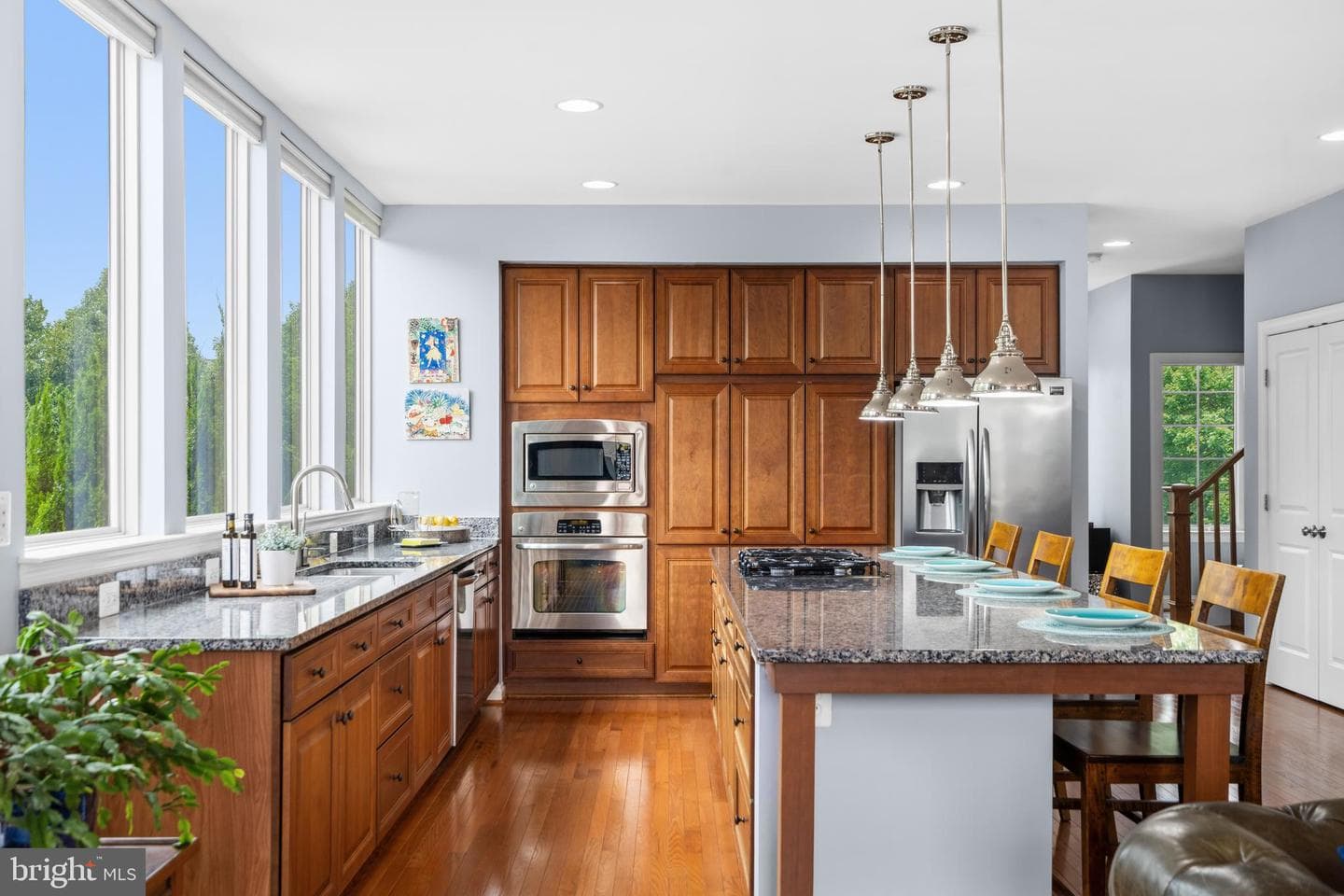 22792 Sagamore Square photo 5