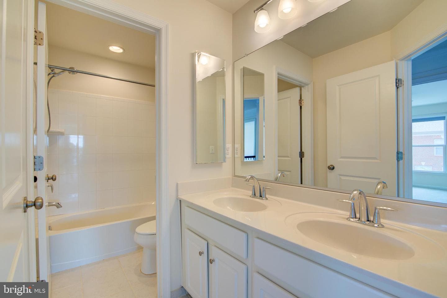 42262 Knotty Oak Terrace photo 7
