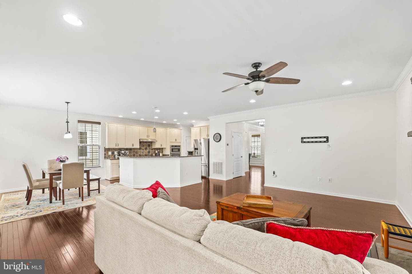 43245 Barnstead Drive photo 18