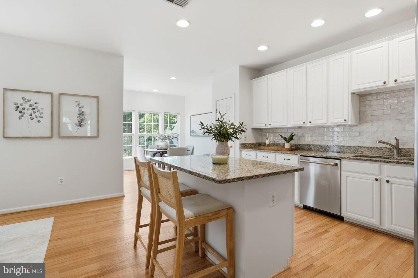 43451 Laidlow Street photo 9