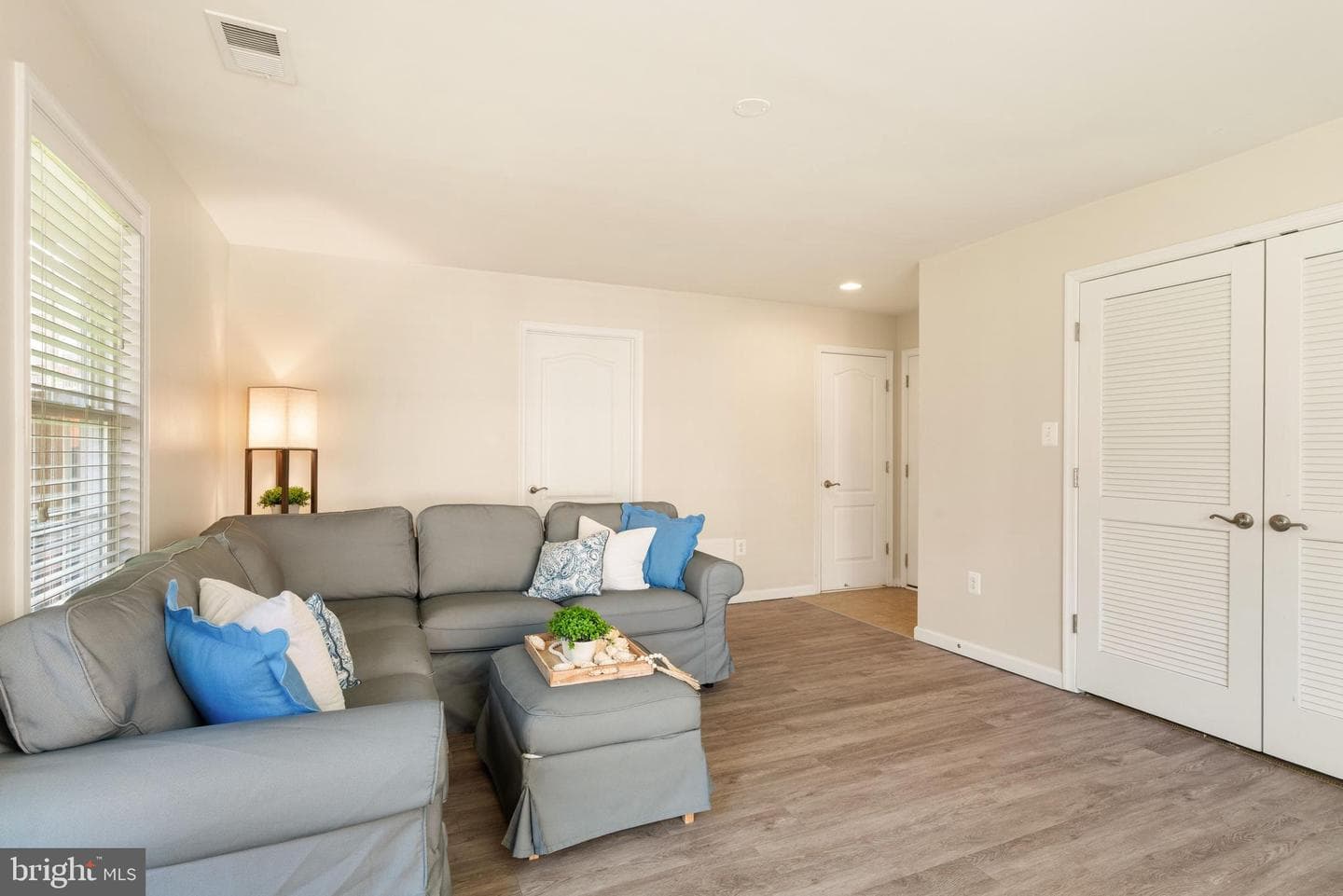 20911 Houseman Terrace photo 33