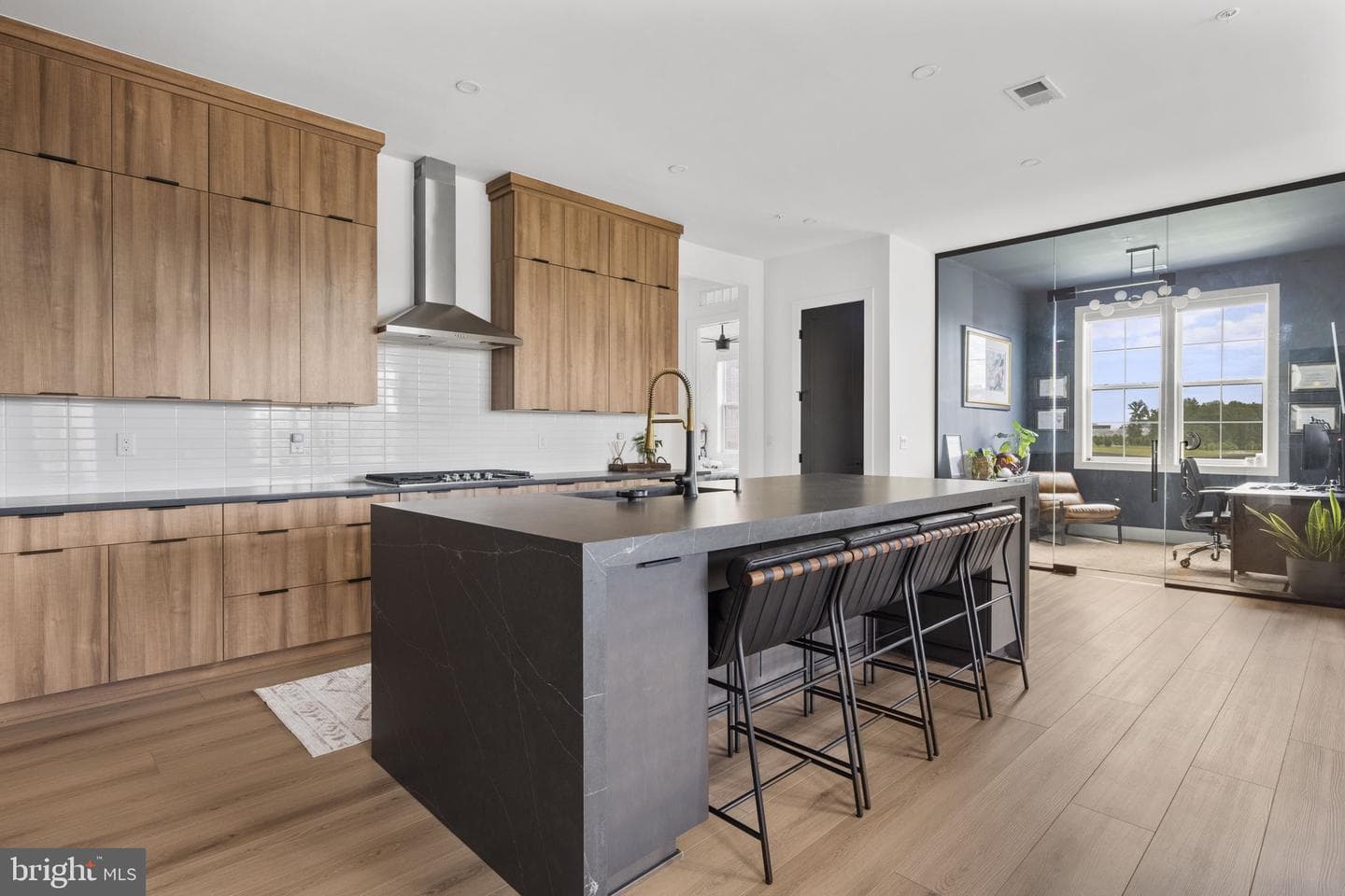 43446 Croson Lane #100 photo 1