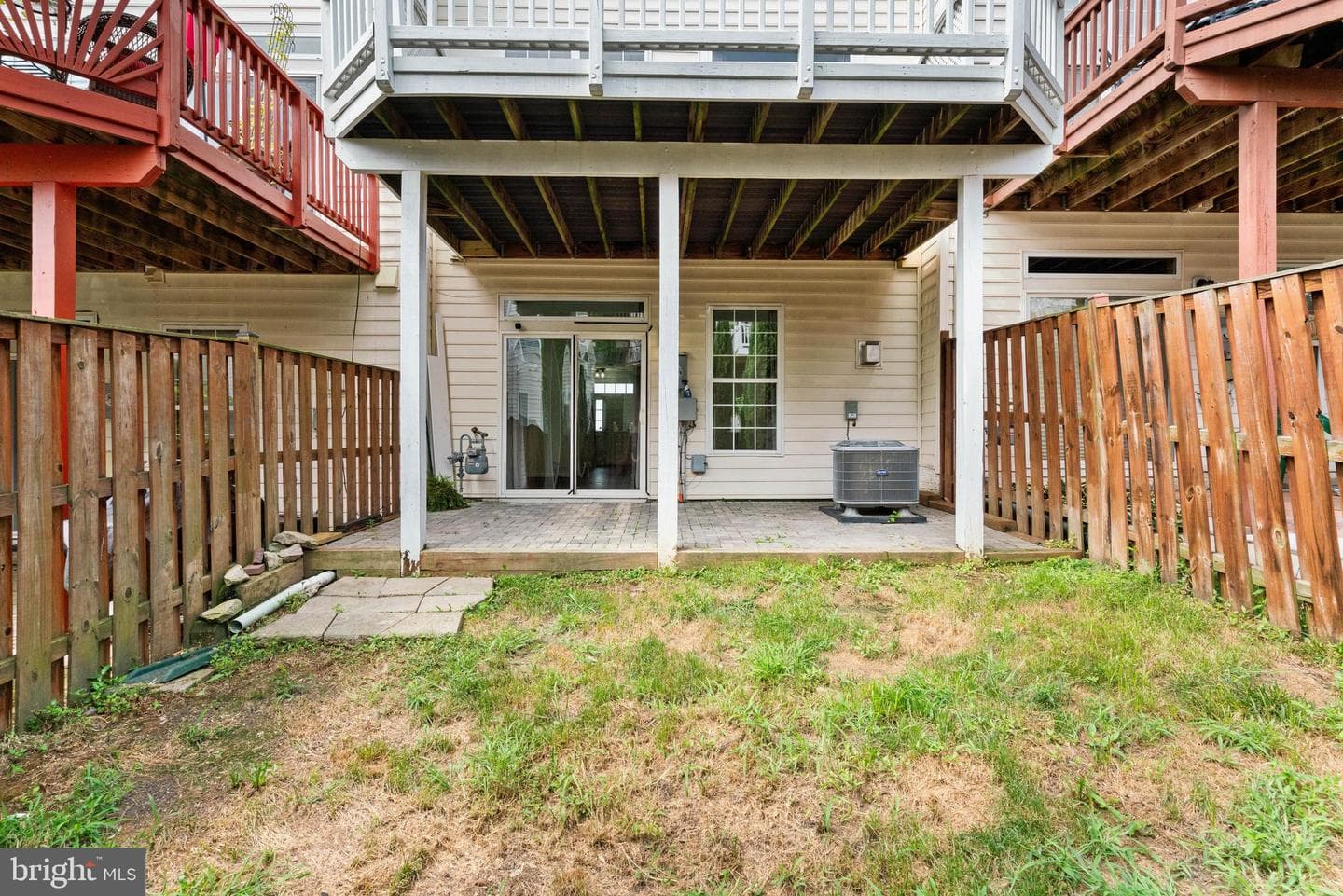 508 Legrace Terrace NE photo 33