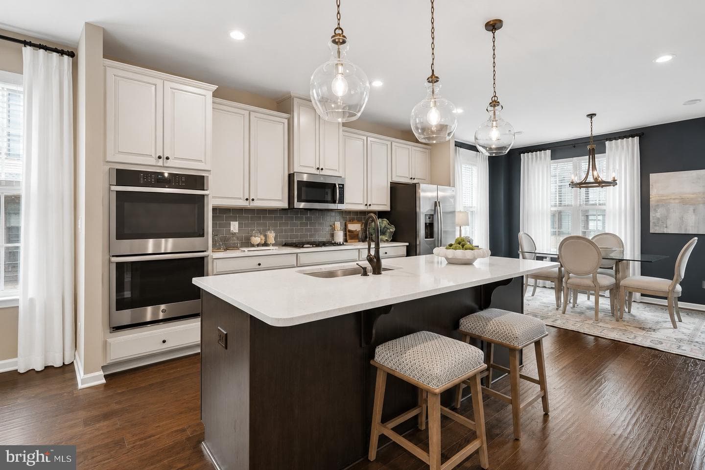 43498 Apple Orchard Square, Ashburn