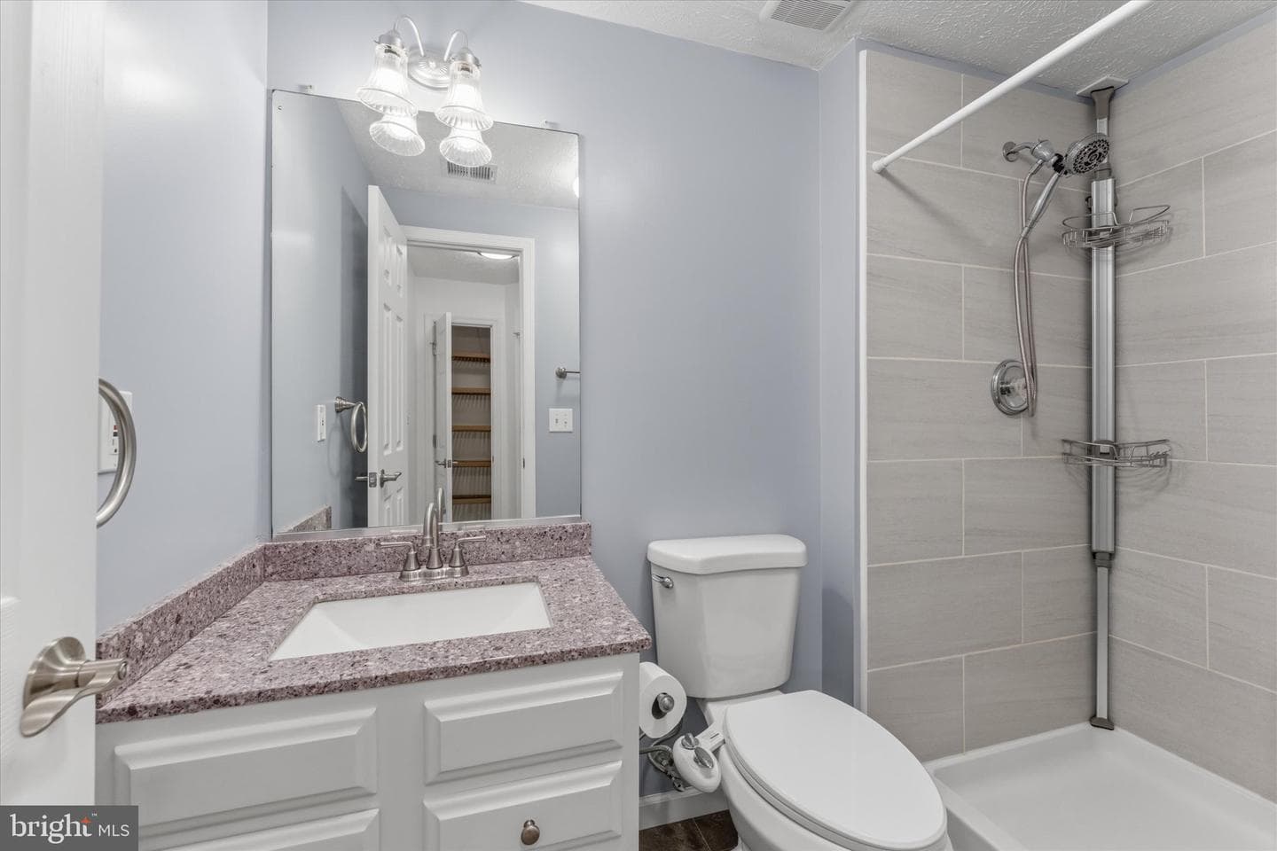 43868 Stronghold Court photo 48