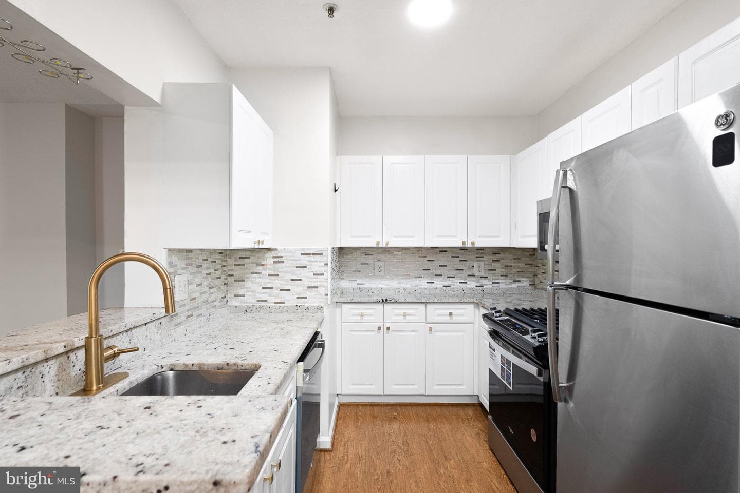 20322 Beechwood Terrace #301 photo 10